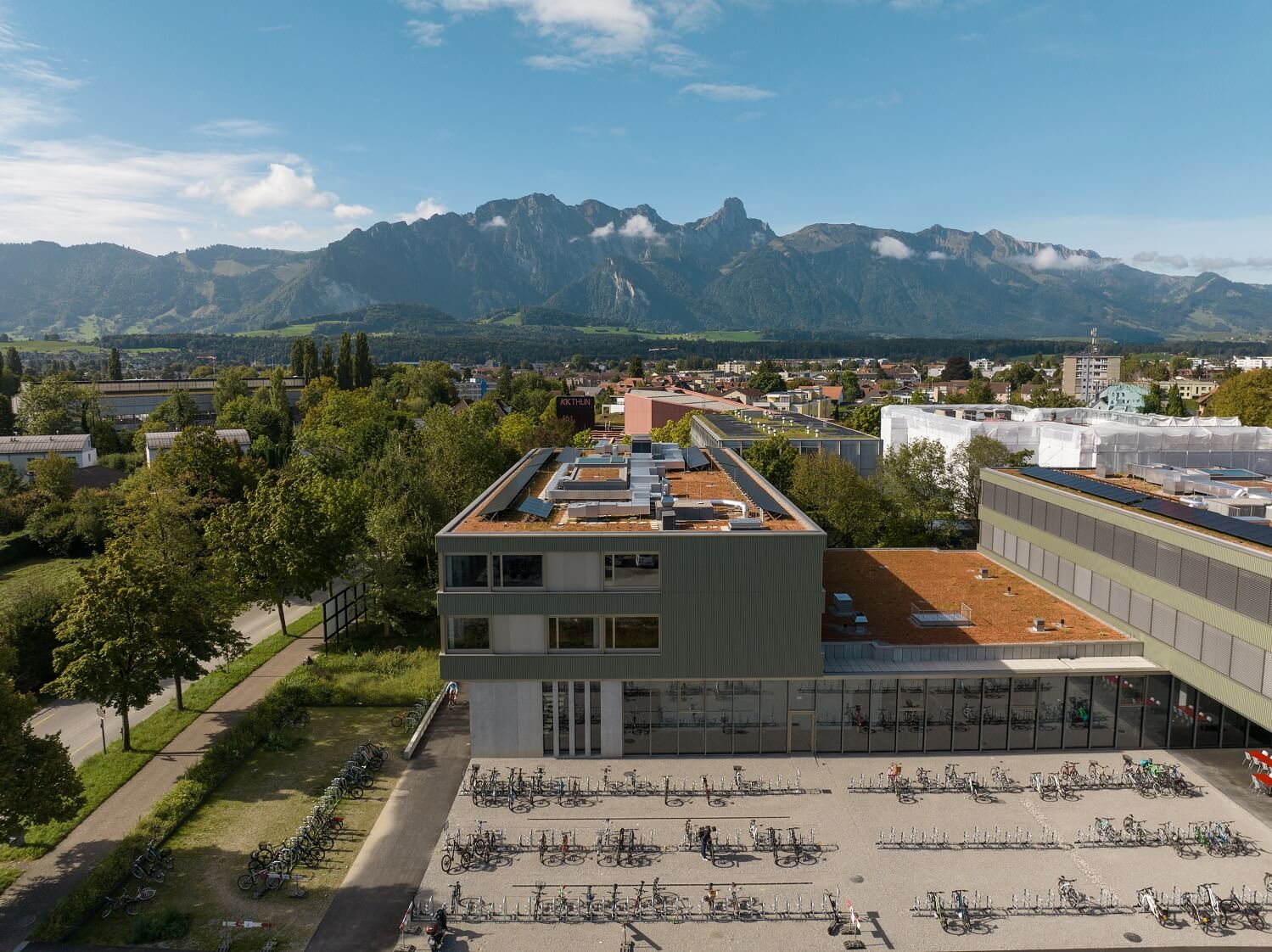 olisol-gymnasium-thun-1500x1000-3